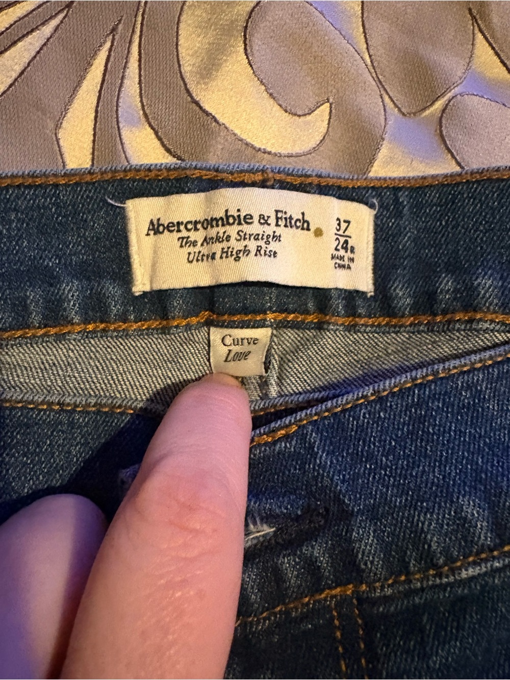 Abercrombie & Fitch Women's 24W NWT Curve Love Ankle Straight Dark Blue Jeans - Picture 5 of 9